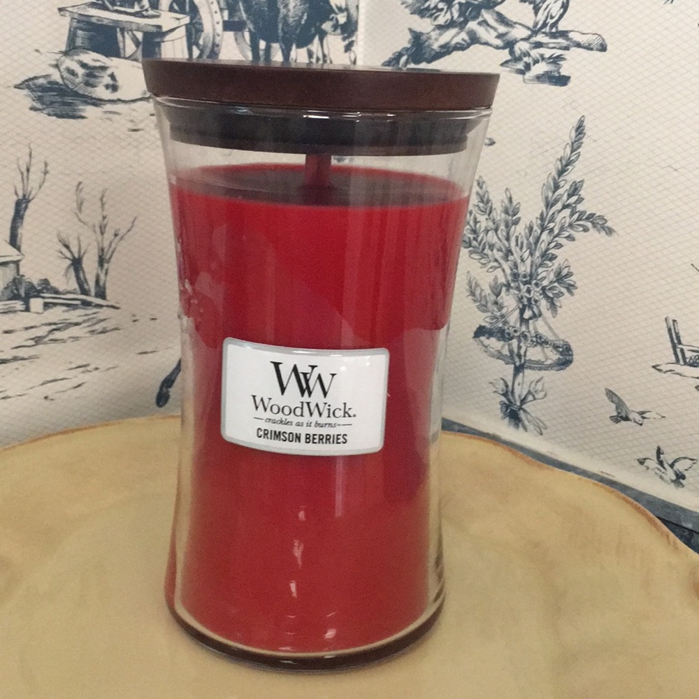 Woodwick large candle, Crimson Berries, 21.5oz